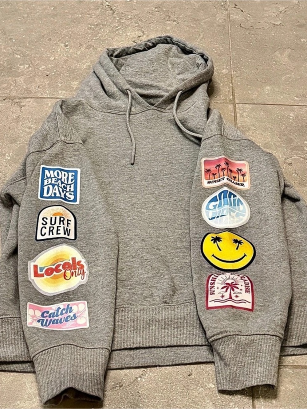 Ocean Drive Gray Beach Graphic Sleeve Hoodie Size S